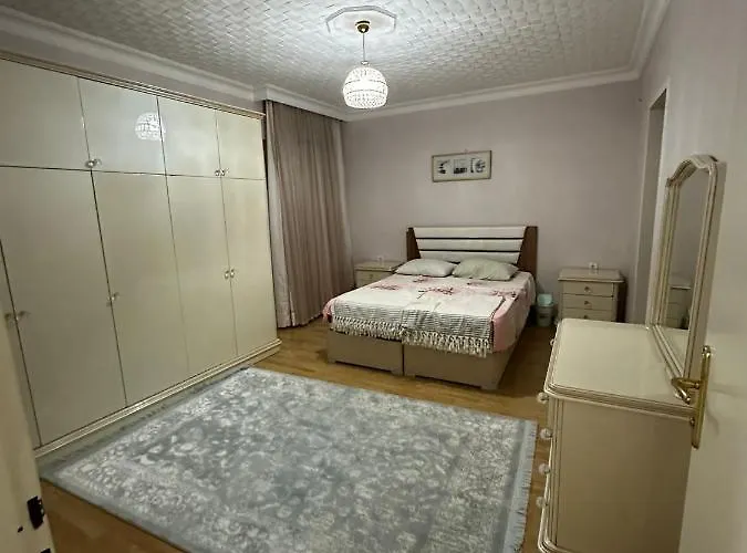 Lovely 2 Bedrooms With Full Furniture *