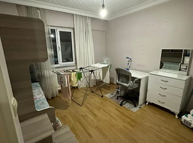 Lovely 2 Bedrooms With Full Furniture